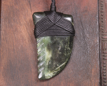 Tooth pendant carved from Kawakawa Pounamu - NZ Greenstone