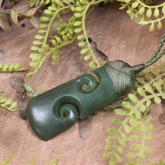 Kawakawa Pounamu Toki with Koru