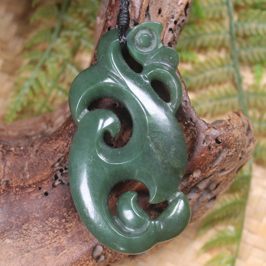 Manaia carved from Kawakawa Pounamu - NZ Greenstone