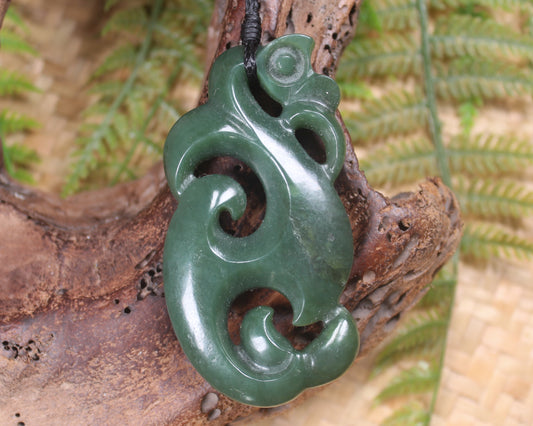 Manaia carved from Kawakawa Pounamu - NZ Greenstone