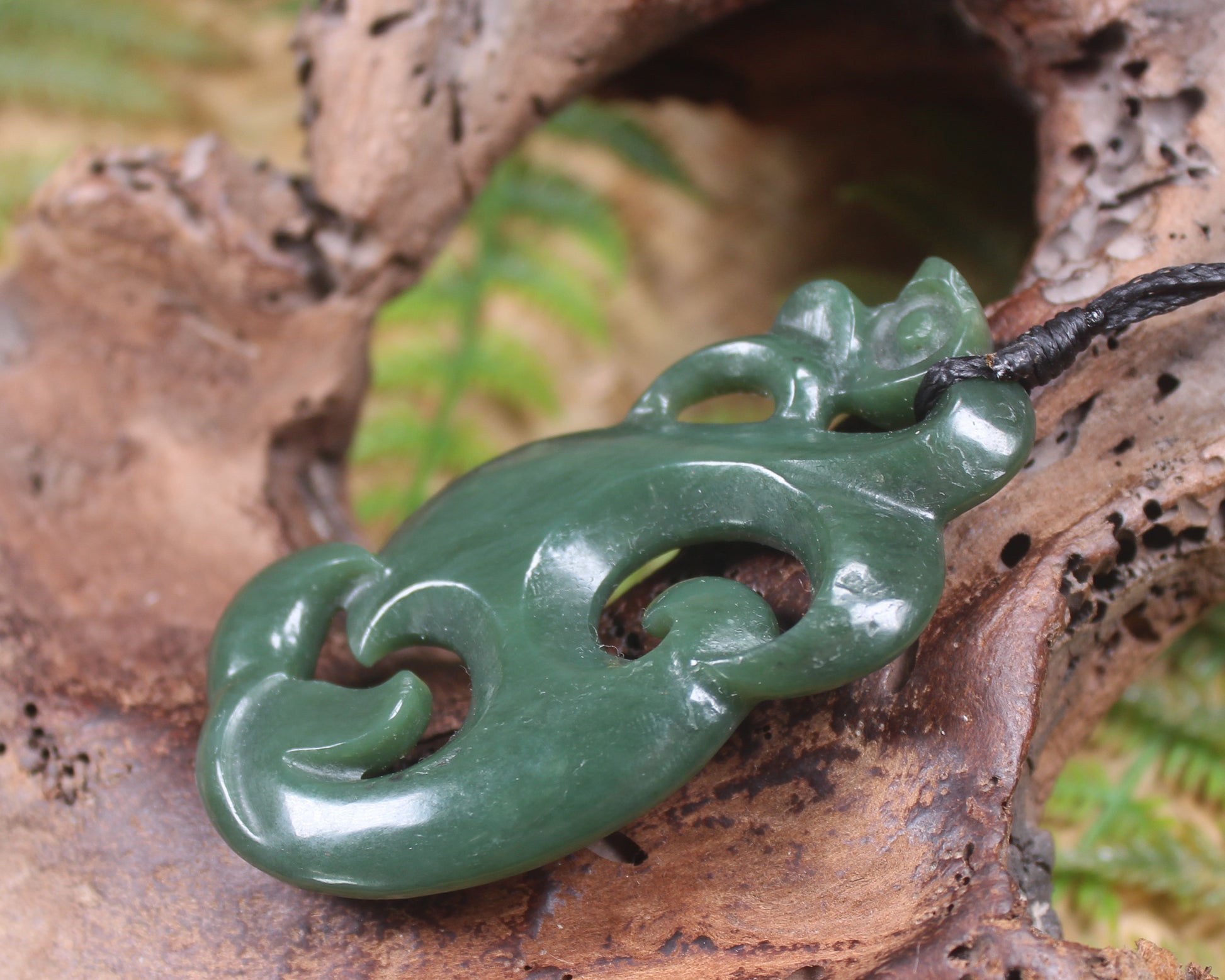 Manaia carved from Kawakawa Pounamu - NZ Greenstone