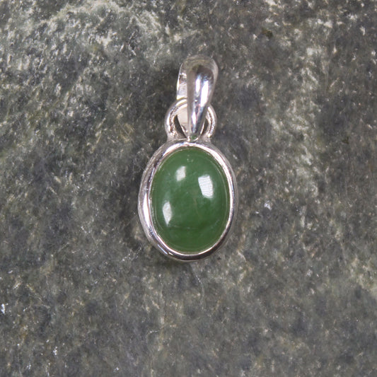 Hapopo Pounamu pendant set in Sterling Silver - NZ Greenstone