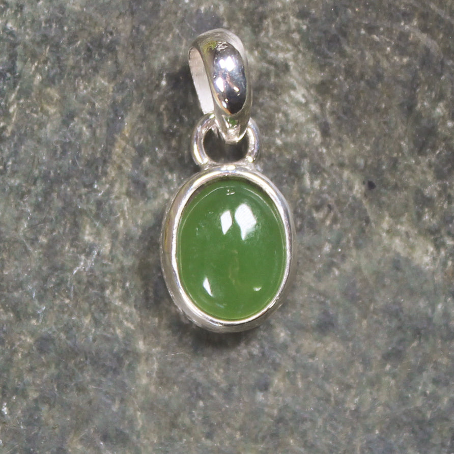 Hapopo Pounamu pendant set in Sterling Silver - NZ Greenstone