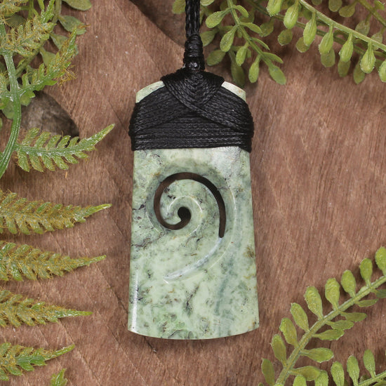Hapopo Pounamu Toki with Koru - NZ Greenstone