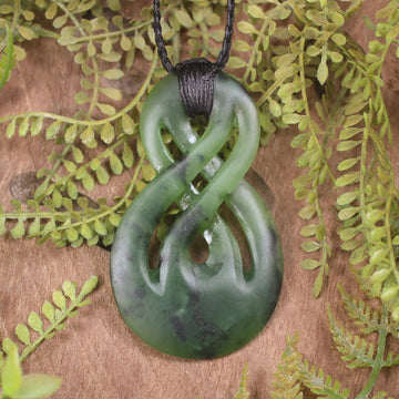 Twist or Pikorua carved from Hapopo Pounamu - NZ Greenstone