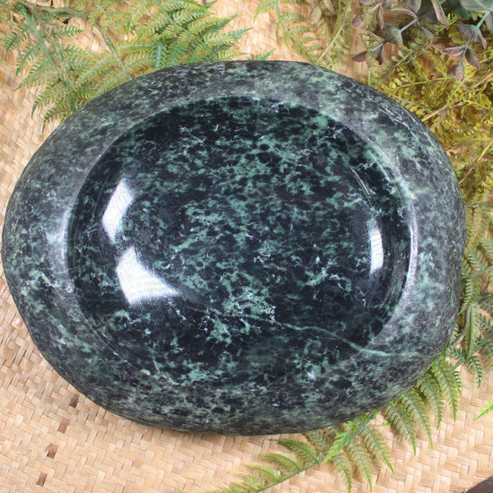 NZ Serpentine Bowl