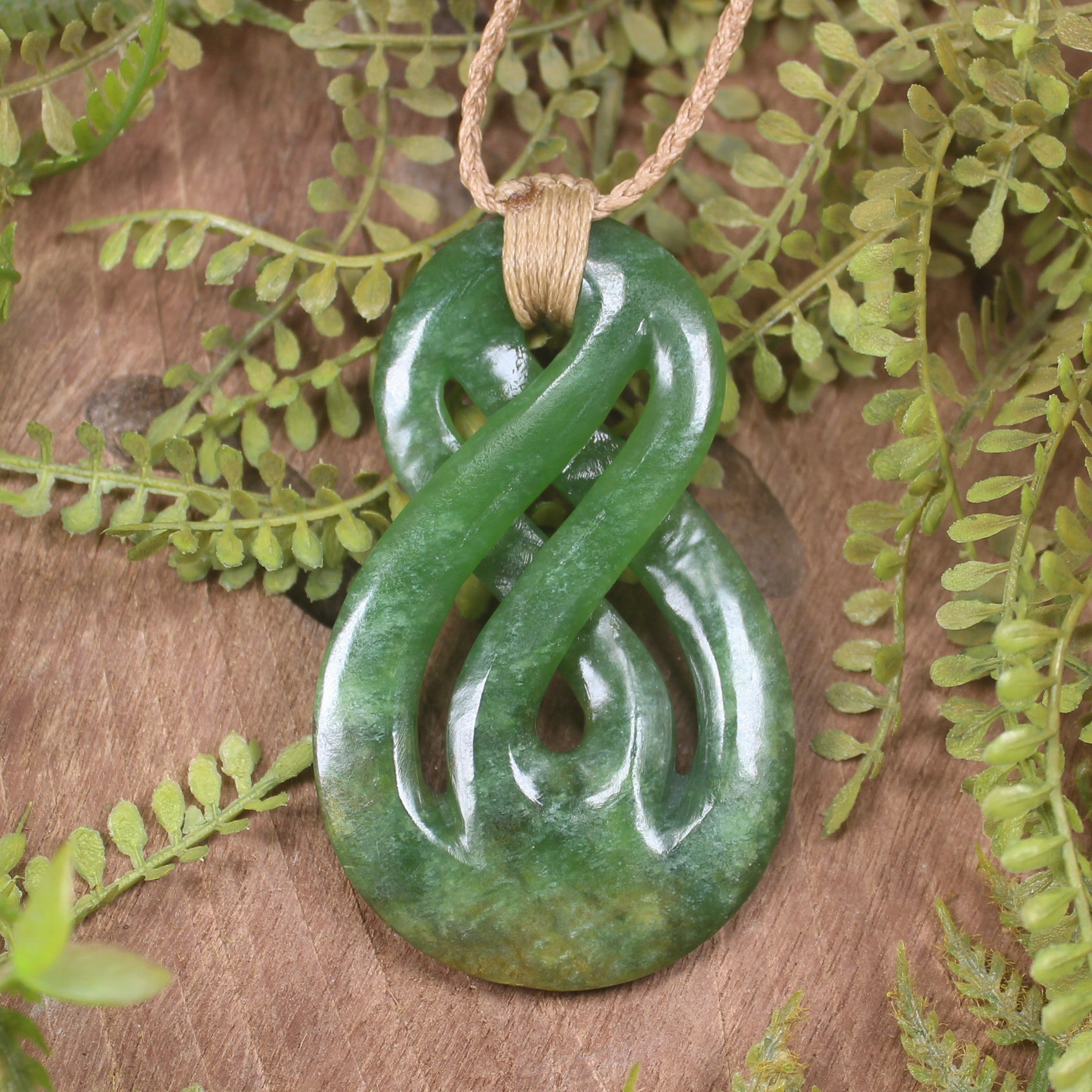 Twist or Pikorua carved from Flower Jade Pounamu - NZ Greenstone