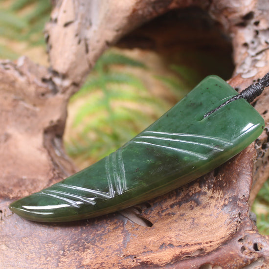Hapopo Pounamu Tooth