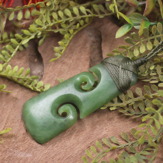 Hapopo Pounamu Toki with Koru - NZ Greenstone
