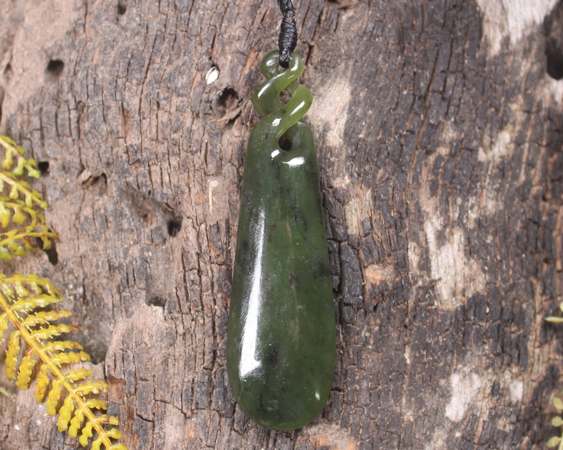 Rimu Pounamu Roimata Pendant - NZ Greenstone