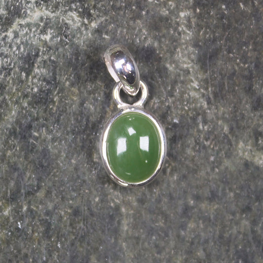 Hapopo Pounamu pendant set in Sterling Silver - NZ Greenstone