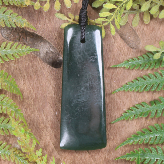 Kawakawa Pounamu Toki