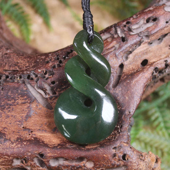 Twist carved from Kawakawa Pounamu - NZ Greenstone