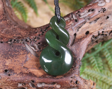 Twist carved from Kawakawa Pounamu - NZ Greenstone