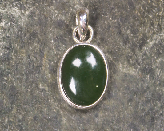 Sterling Silver Kawakawa Pounamu pendant 