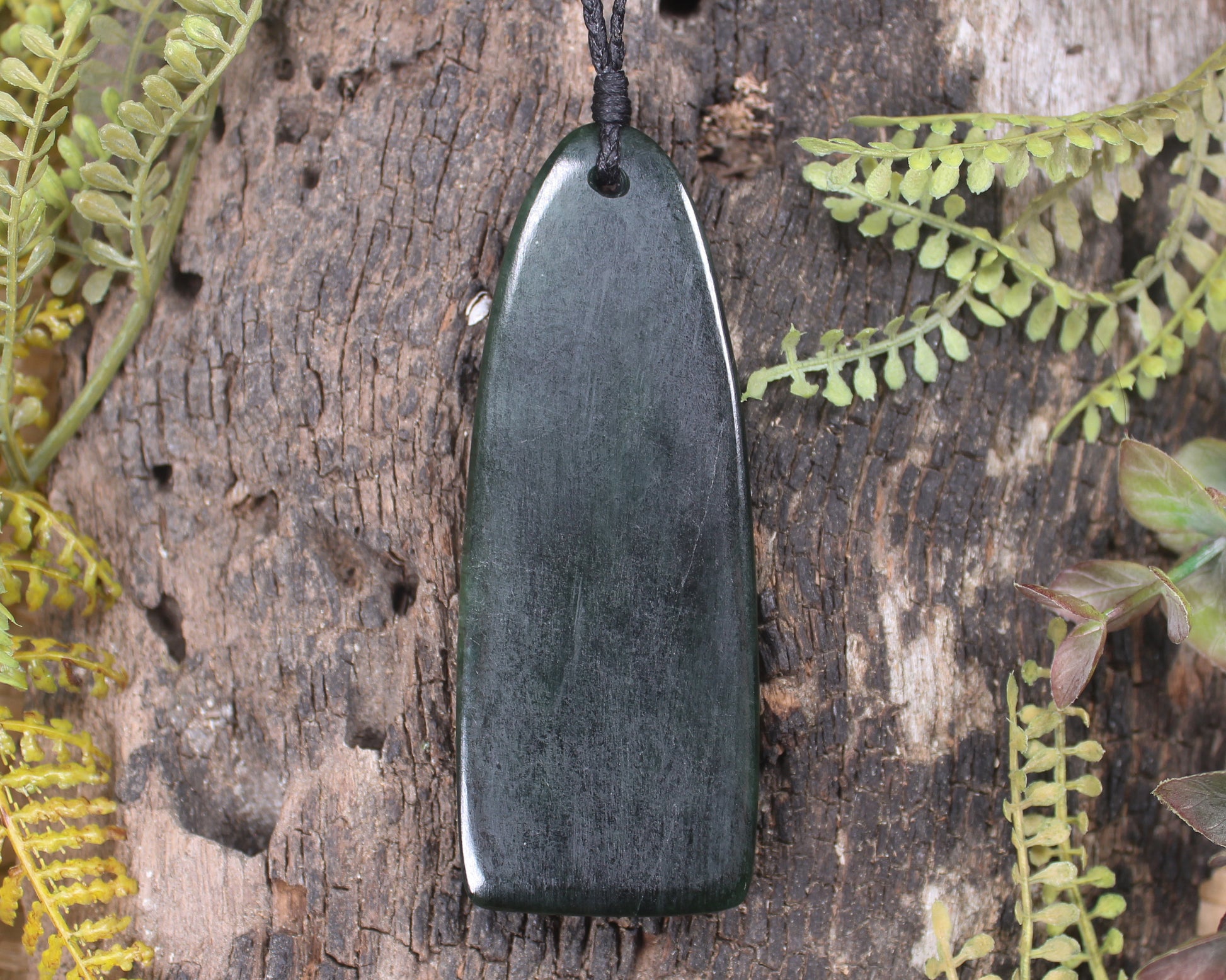 Kawakawa Pounamu Toki