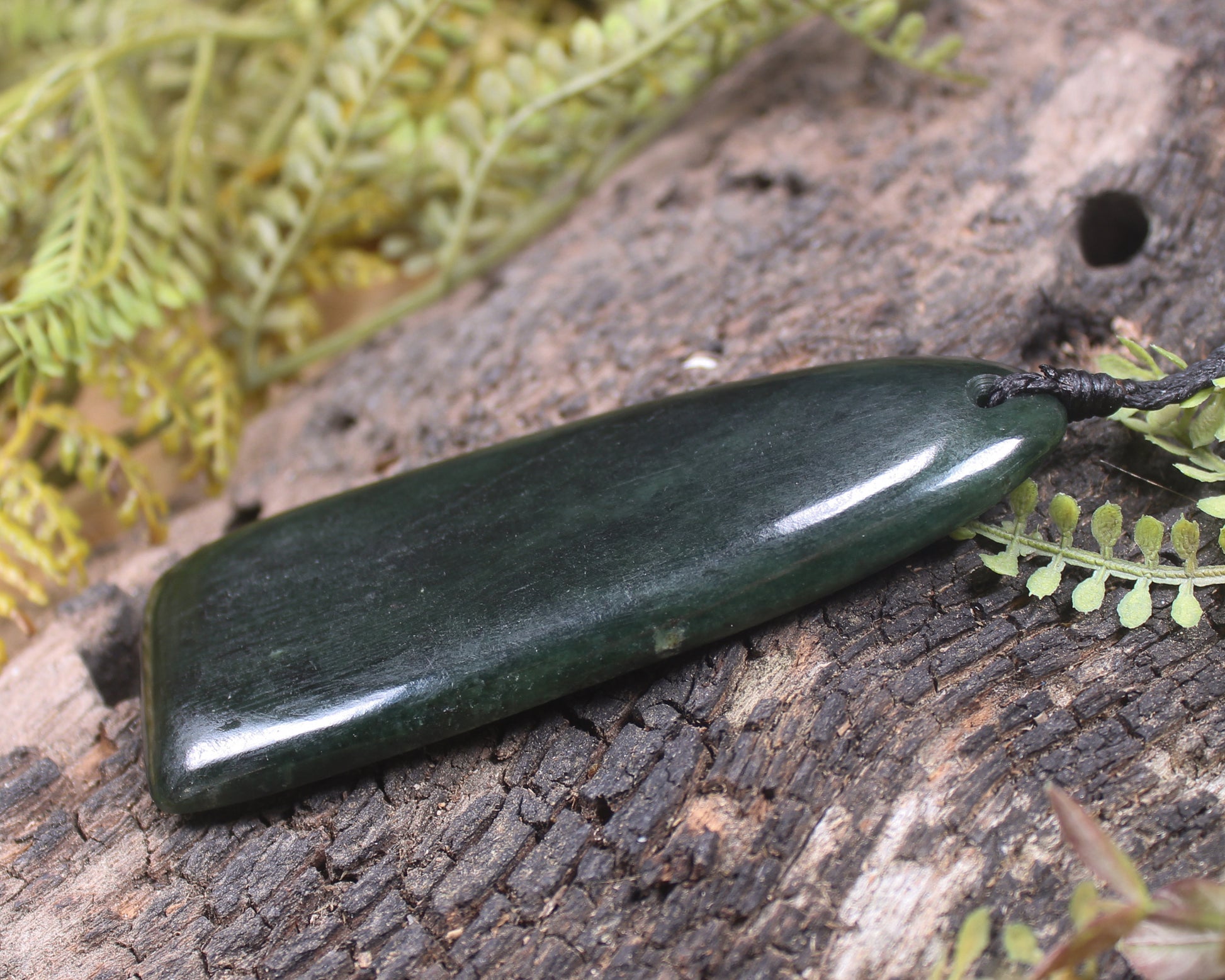 Kawakawa Pounamu Toki