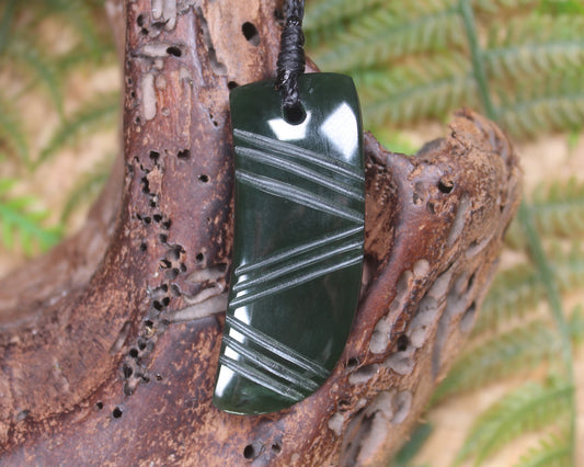 Taniwha Tooth or Niho carved from Kawakawa Pounamu - NZ Greenstone