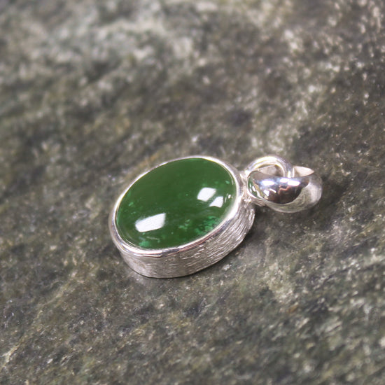 Hapopo Pounamu pendant set in Sterling Silver - NZ Greenstone