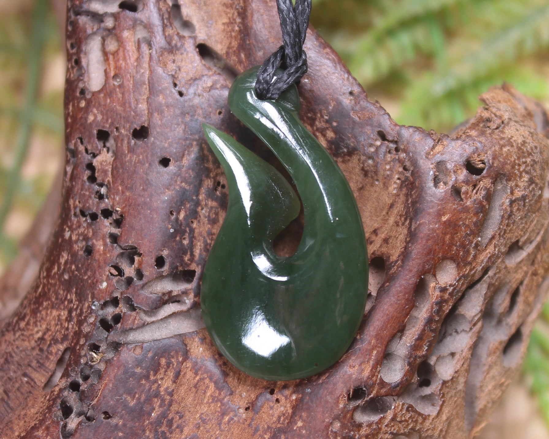 Hei Matau or Fish Hook carved from Kawakawa Pounamu - NZ Greenstone
