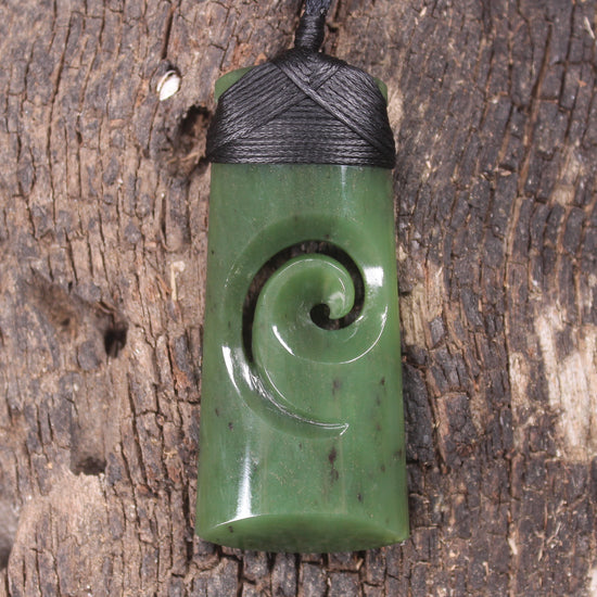 Toki or Adze with Koru carved from Hapopo Pounamu - NZ Greenstone