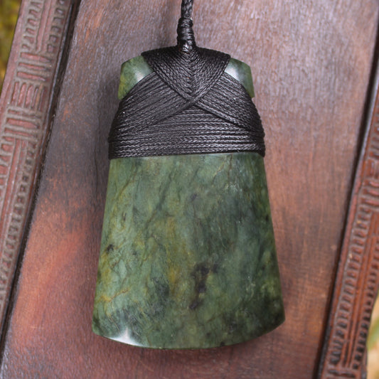 Flower Jade Pounamu Toki