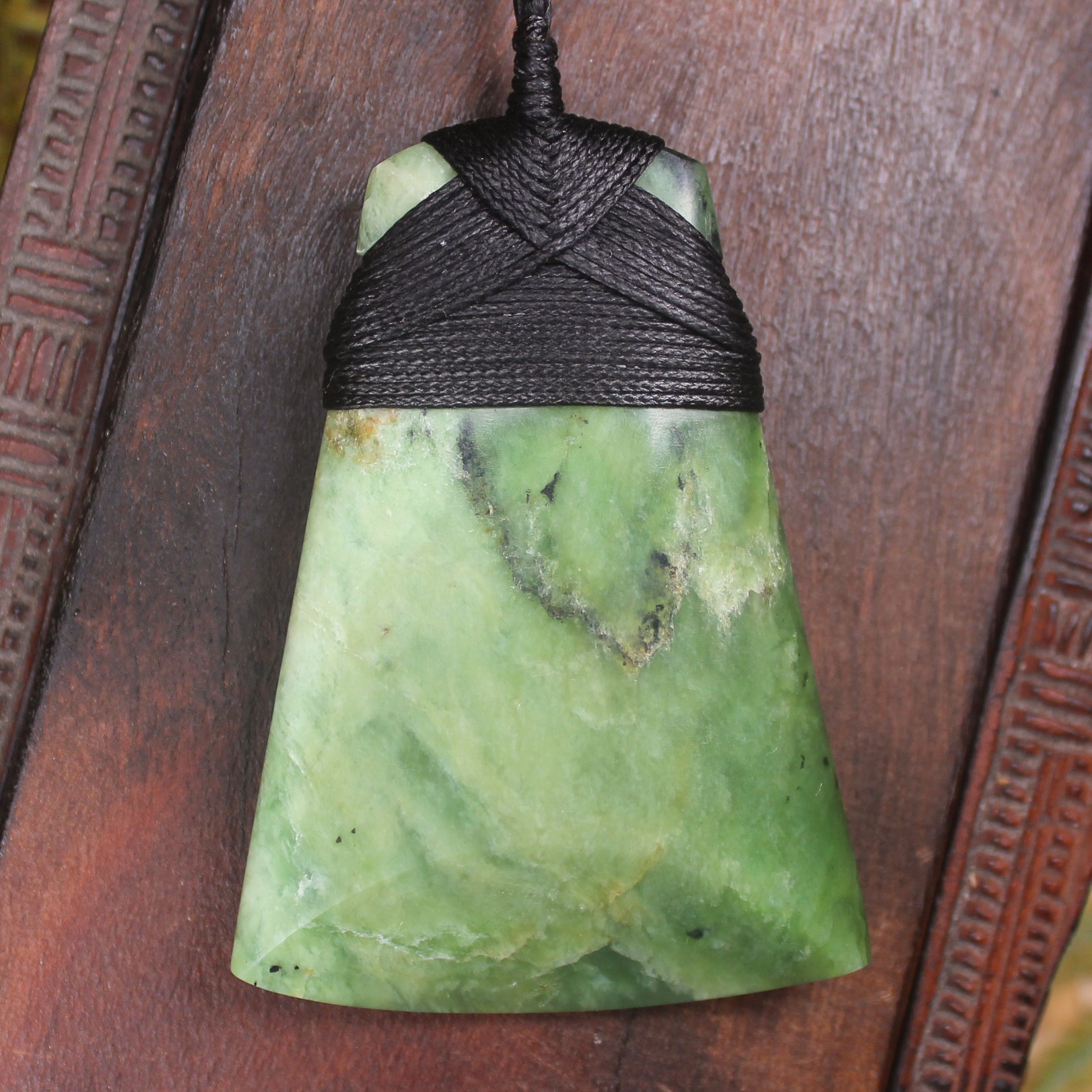NZ Greenstone Medium Toki Pendant (BN366) Hapopo Pounamu – Greenstone Shop