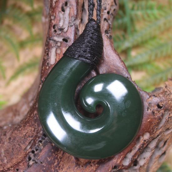 Hei Matau or Fish Hook carved from Kawakawa Pounamu - NZ Greenstone