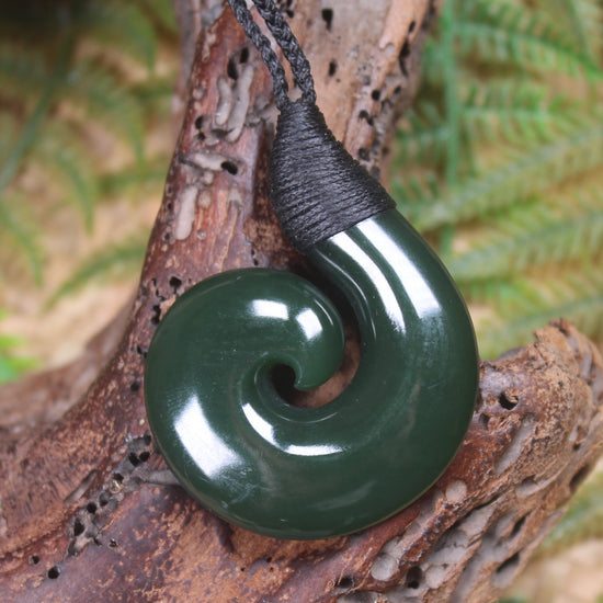 Hei Matau or Fish Hook carved from Kawakawa Pounamu - NZ Greenstone