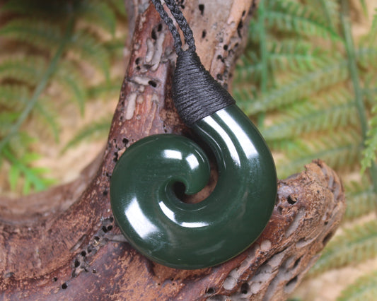 Hei Matau or Fish Hook carved from Kawakawa Pounamu - NZ Greenstone