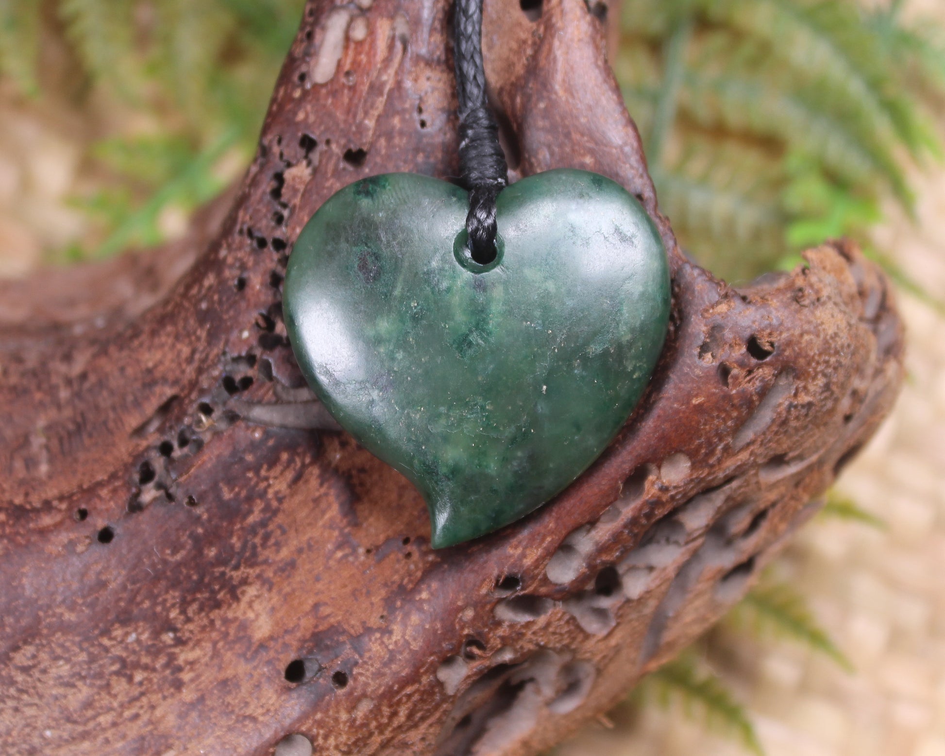 Heart carved from Kawakawa Pounamu - NZ Greenstone