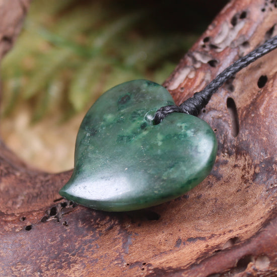 Heart carved from Kawakawa Pounamu - NZ Greenstone