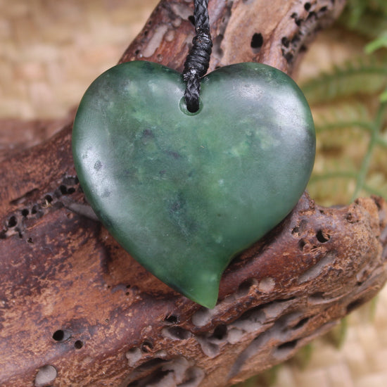 Heart carved from Kawakawa Pounamu - NZ Greenstone