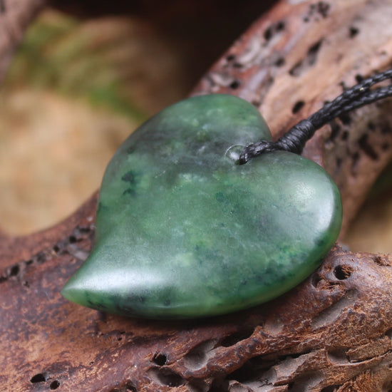 Heart carved from Kawakawa Pounamu - NZ Greenstone