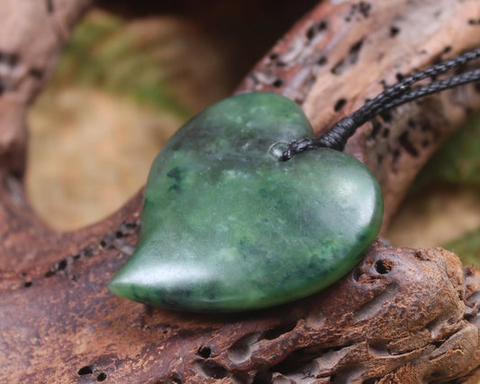 Heart carved from Kawakawa Pounamu - NZ Greenstone