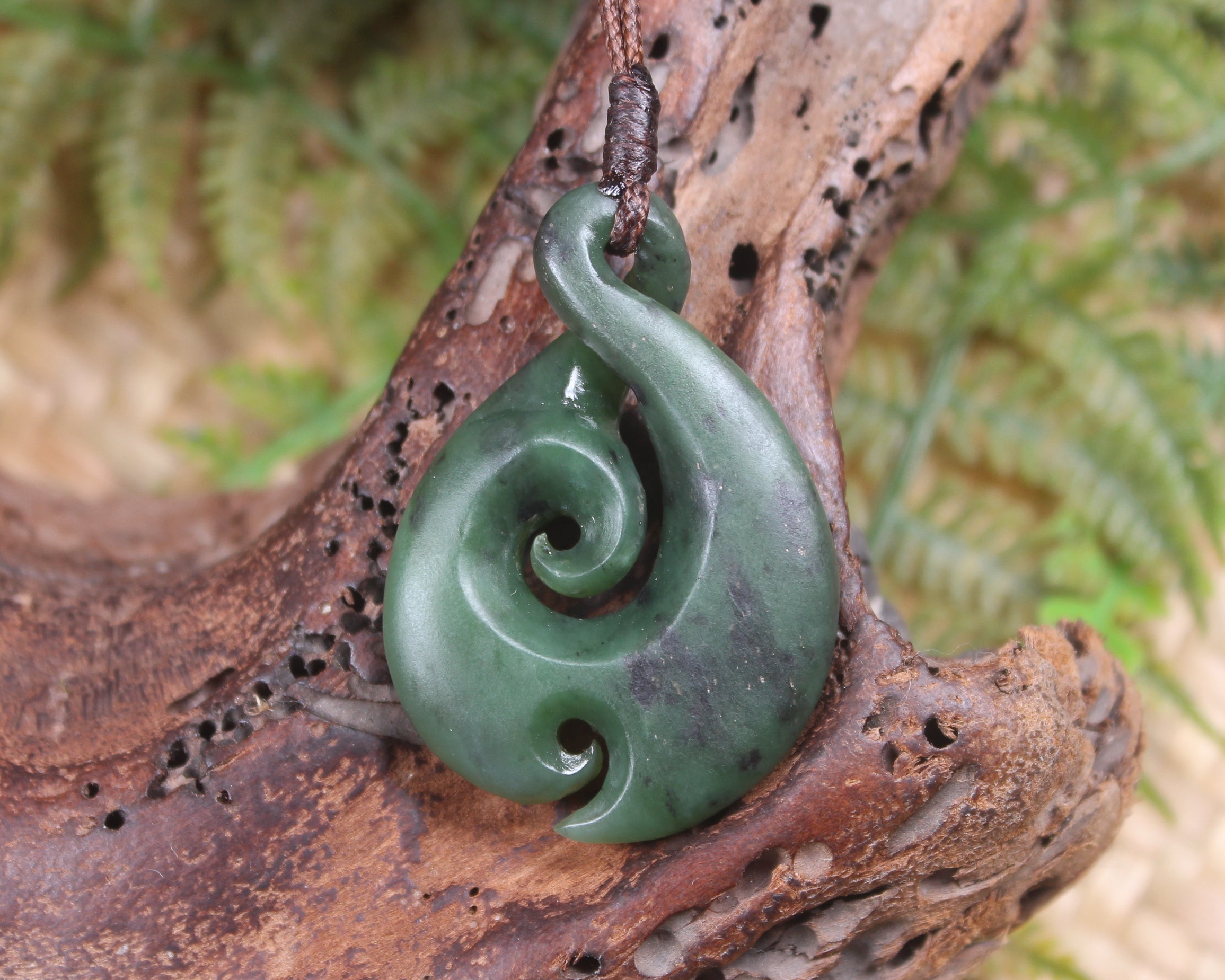 Koru Twist carved from Hapopo Pounamu - NZ Greenstone