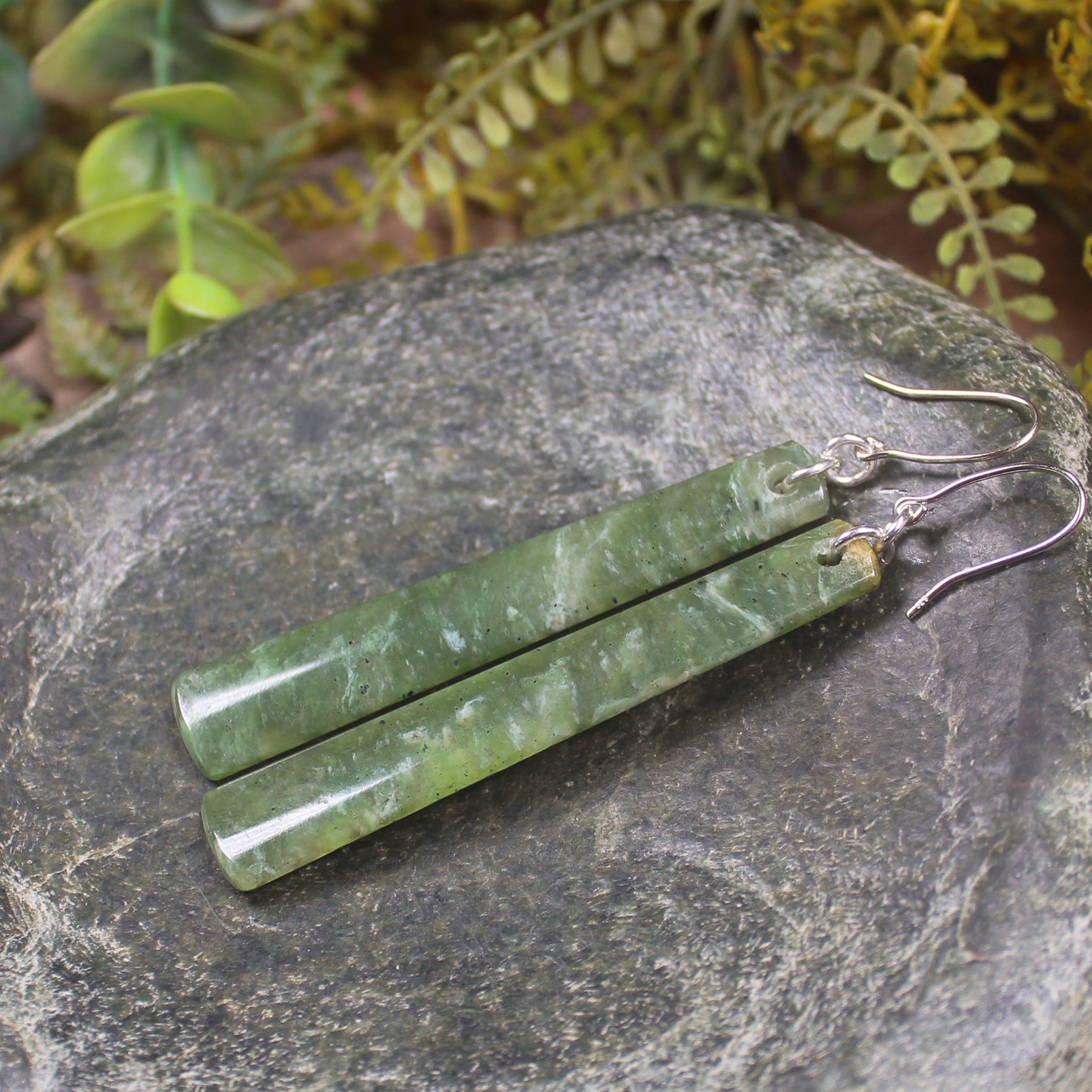 NZ Greenstone Roimata Earrings Hapopo Pounamu