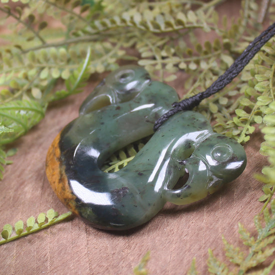 Flower Jade Pounamu Pekapeka Pendant -  NZ Greenstone