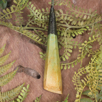 Flower Jade Pounamu Toki