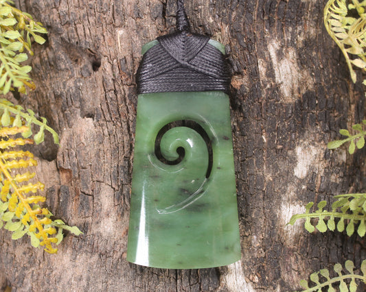 Toki or Adze with Koru carved from Hapopo Pounamu - NZ Greenstone