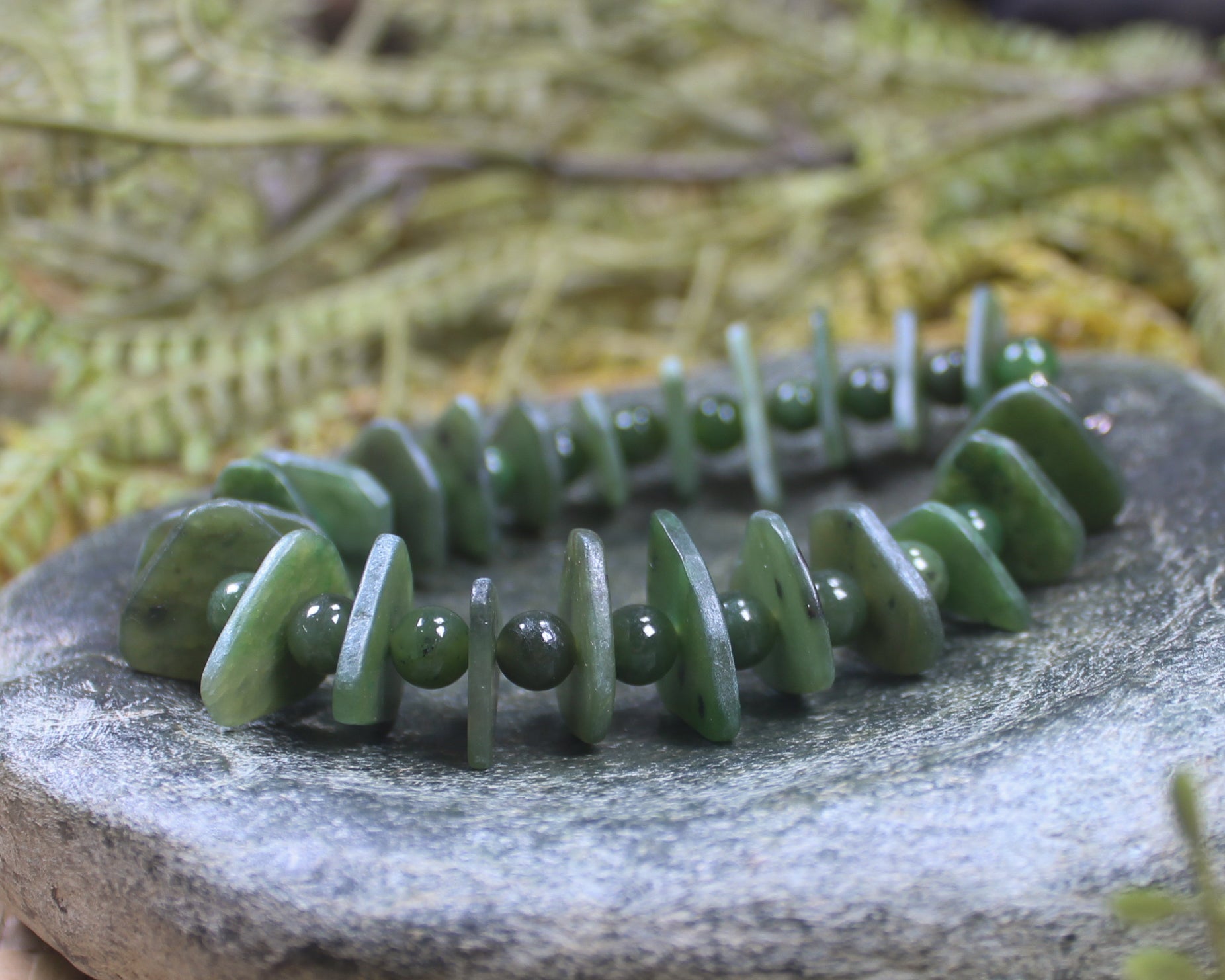 Kawakawa Pounamu Sterling Silver beaded bracelet - NZ Greenstone
