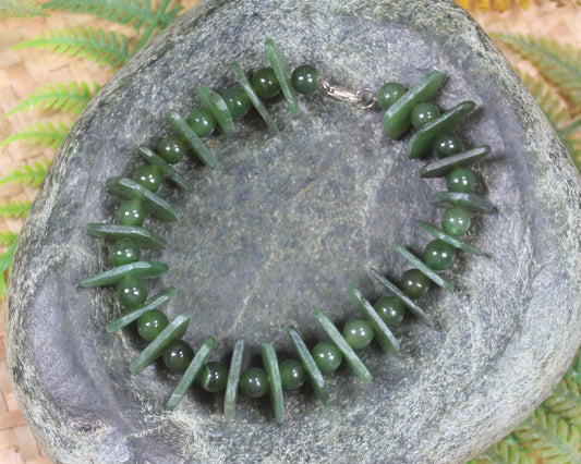 Kawakawa Pounamu Sterling Silver beaded bracelet - NZ Greenstone