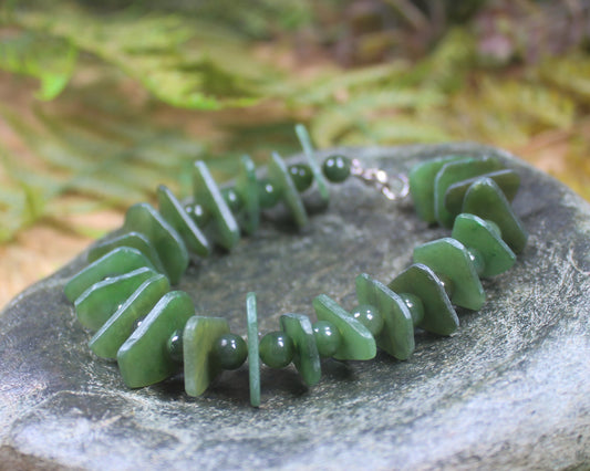 Kawakawa Pounamu Sterling Silver beaded bracelet - NZ Greenstone