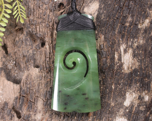 Toki or Adze with Koru carved from Hapopo Pounamu - NZ Greenstone