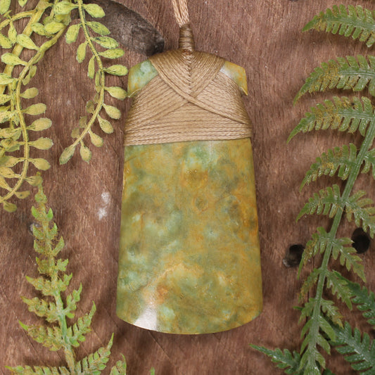 Flower Jade Pounamu Toki