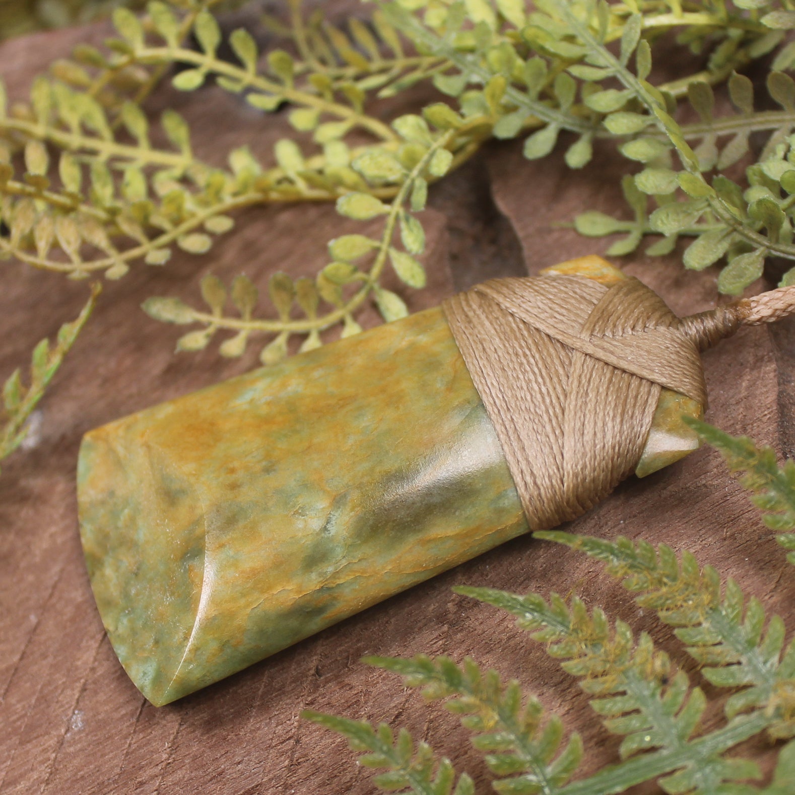 Flower Jade Pounamu Toki