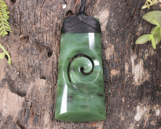 Toki or Adze with Koru carved from Hapopo Pounamu - NZ Greenstone