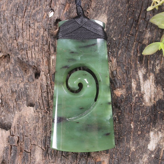 Toki or Adze with Koru carved from Hapopo Pounamu - NZ Greenstone