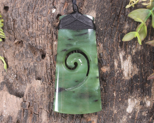 Toki or Adze with Koru carved from Hapopo Pounamu - NZ Greenstone