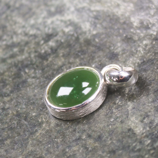 Hapopo Pounamu pendant set in Sterling Silver - NZ Greenstone